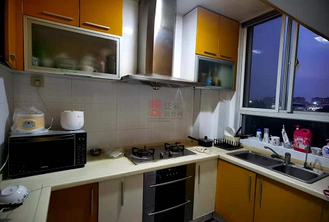 金铭新水岸二室二厅一卫，95平米住房出租